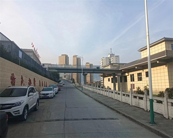 旬陽(yáng)市職業(yè)技術(shù)教育中心圖書(shū)科技樓過(guò)街天橋項(xiàng)目